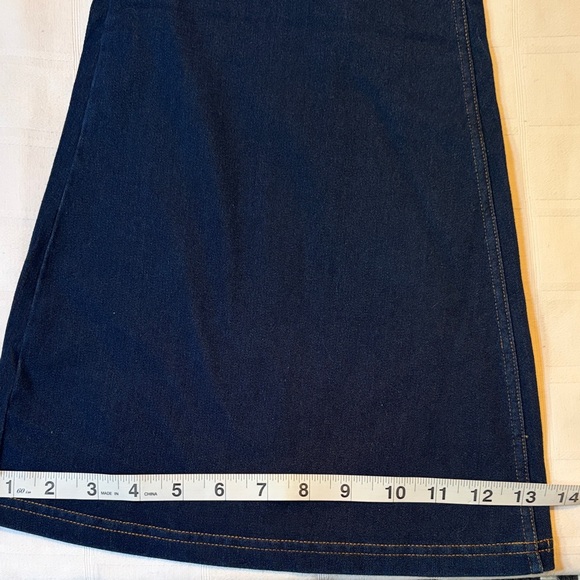 HALARA Navy Blue Flare Pants NWT - Picture 2 of 9